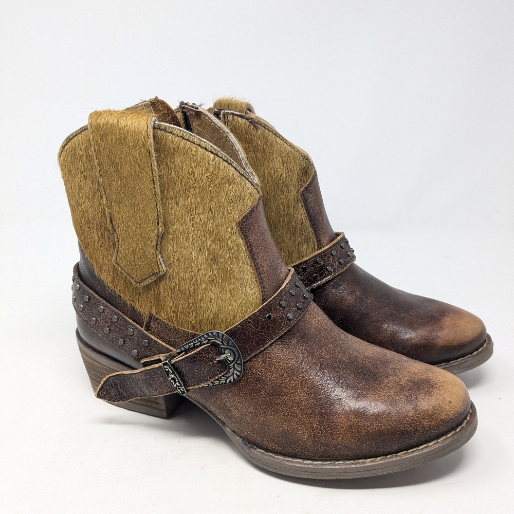 Sterling River Womens Distressed Bootie With Cowhair Buckle & Studs Zip Size 8 M
